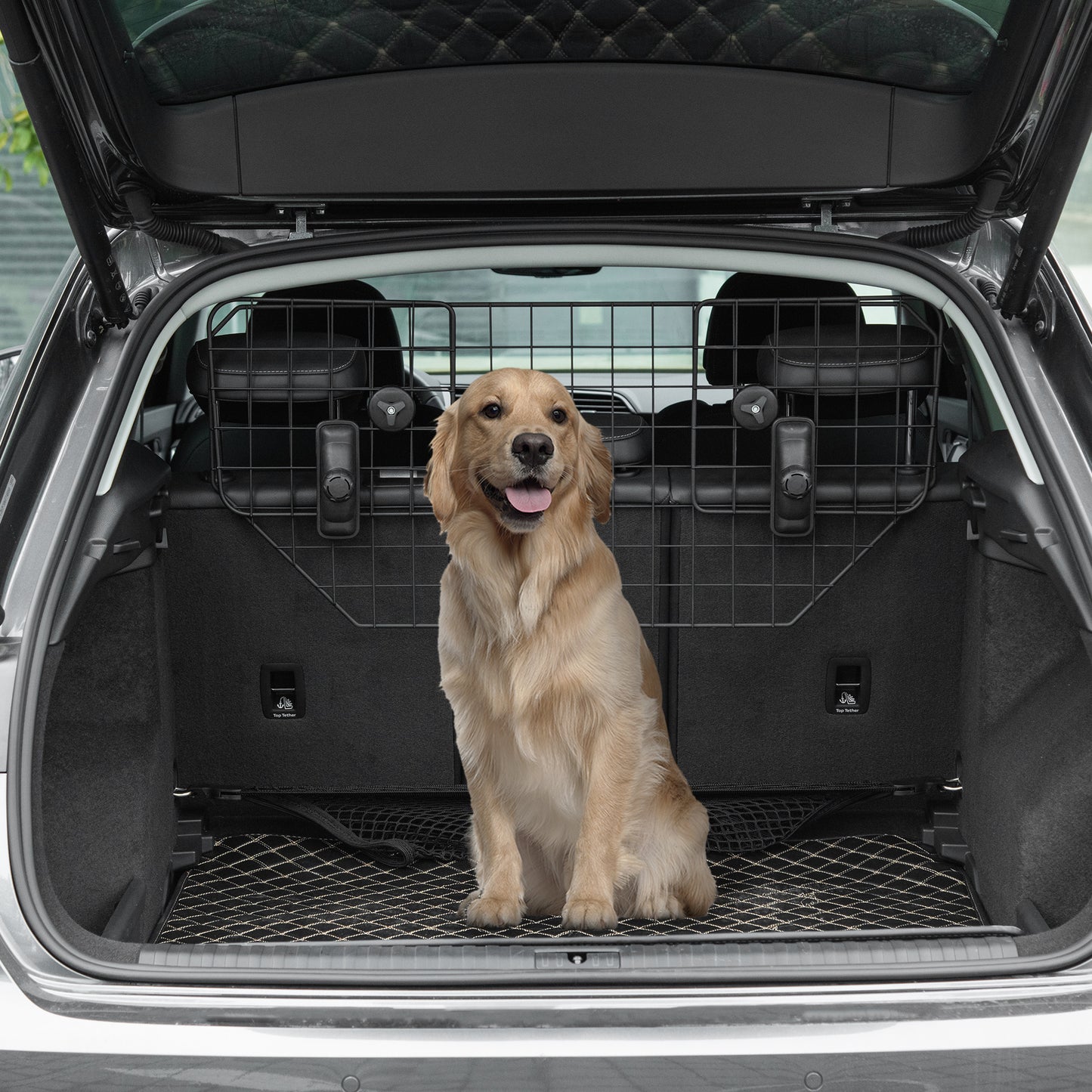 PawHut 35.5" - 47" Vehicle Pet Barrier, Adjustable Dog Fence for Car SUV Truck, Universal Fit Expandable Safe Guard Gate, Black | Aosom Canada