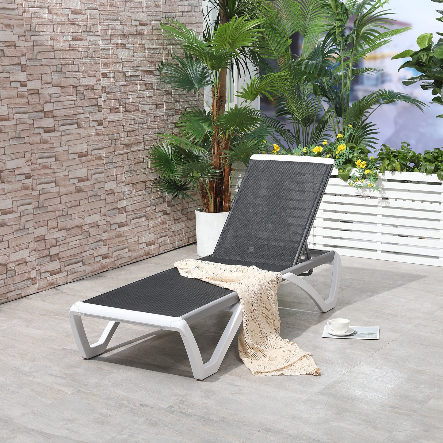 Outsunny Portable Outdoor Chaise Patio Lounge Chair with 5-Level Adjustable Back, Wheels, Breathable Mesh Fabric, Black | Aosom Canada