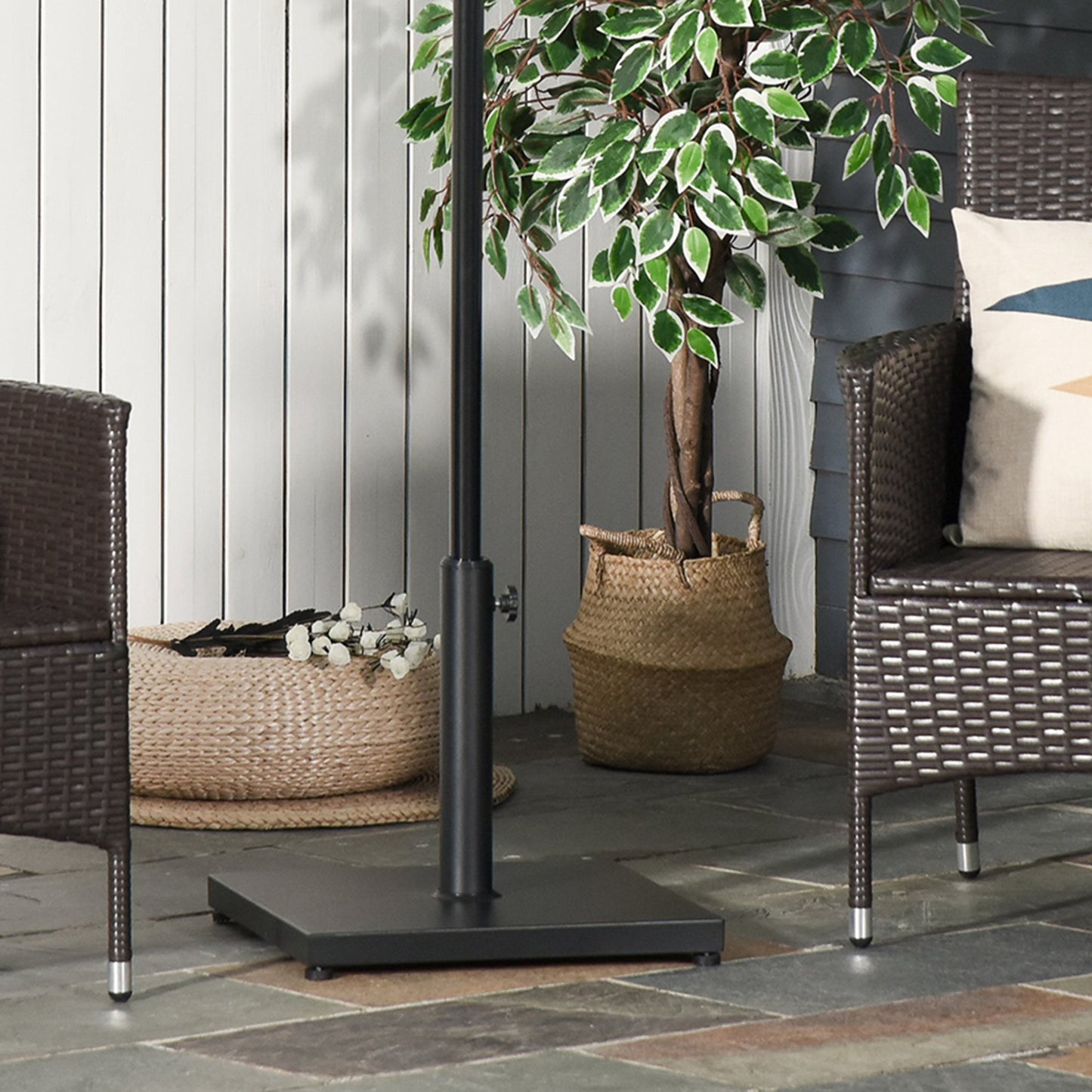 Outsunny Φ30/35/38MM 40lbs. Steel Square Parasol Stand Base w/ Adjustable Knob Umbrella Stand Garden Patio Outdoor Home, Black | Aosom Canada