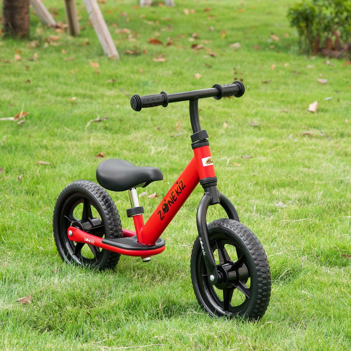 Qaba 12" Kids Balance Bike No Pedal Bicycle Adjustable Seat and Handlebar Training Toddler Bike 3 - 5 Years Red | Aosom Canada