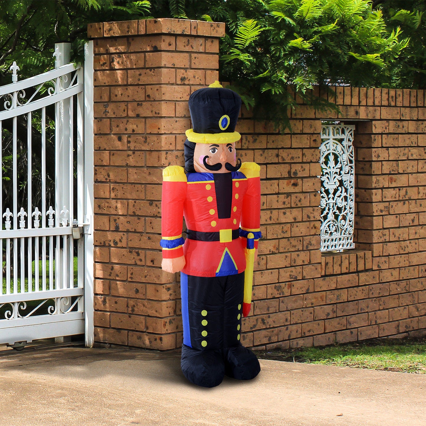HOMCOM 6Ft Tall Outdoor Airblown Inflatable Nutcracker Toy Soldier LED Lighted Halloween Xmas Holiday Blow Up Party Display Yard Decor | Aosom Canada