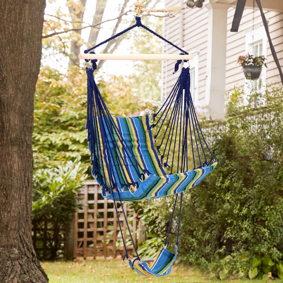 Outsunny Hanging Hammock Chair Swing Seat w/footrest for Any Indoor or Outdoor Spaces | Aosom Canada