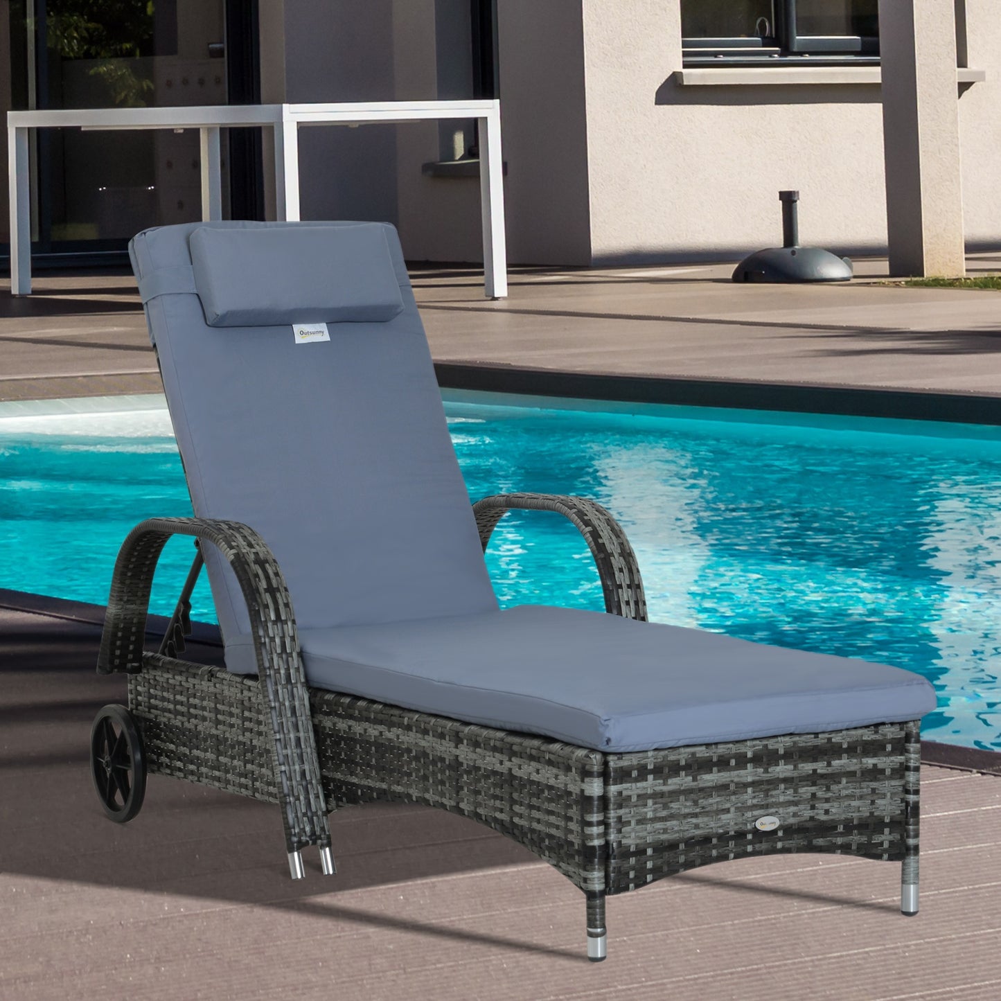 Outsunny Outdoor PE Rattan Wicker Chaise Lounge Chair with Height Adjustable Backrest & Durable Material, Grey | Aosom Canada